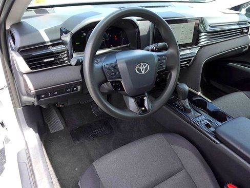 Certified 2025 Toyota Camry LE FWD image 9