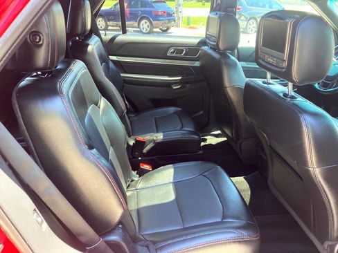 Used 2017 Ford Explorer Sport w/ Equipment Group 401A AWD/4WD image 13