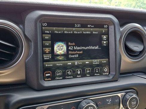 Used 2023 Jeep Wrangler Unlimited w/ Cold Weather Group AWD/4WD image 18