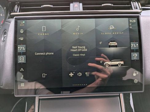 Used 2024 Land Rover Range Rover Velar Dynamic SE AWD/4WD image 12