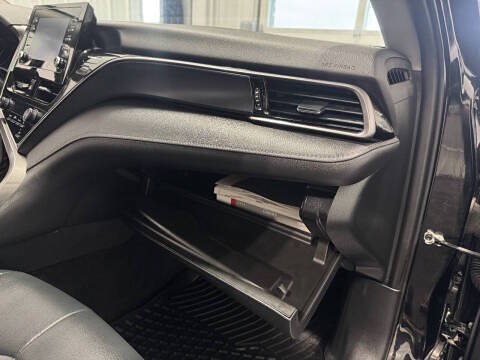 Used 2024 Toyota Camry SE FWD image 22