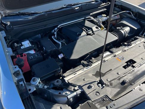 Used 2023 Chevrolet Colorado Z71 w/ Z71 Convenience Package 2 image 44