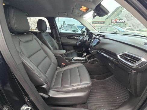 Used 2021 Chevrolet TrailBlazer LT w/ Premium Seating Package AWD/4WD image 12