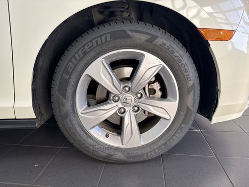 Used 2019 Honda Odyssey EX-L image 54