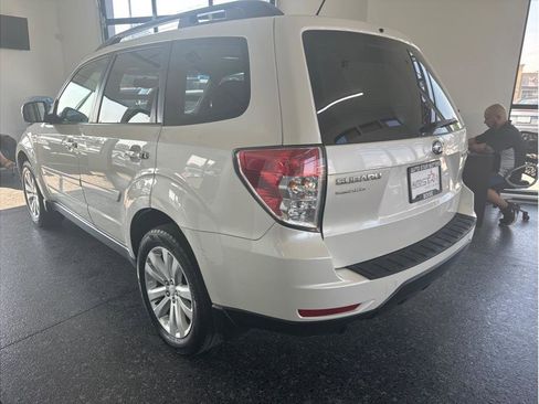 Used 2011 Subaru Forester 2.5X Premium image 3
