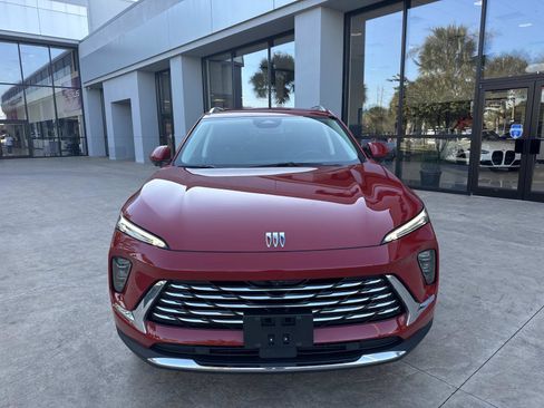 Used 2025 Buick Envision Preferred image 8