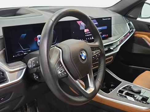 Used 2024 BMW X5 xDrive40i w/ Premium Package AWD/4WD image 14
