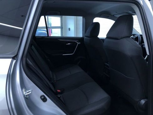 Certified 2025 Toyota RAV4 XLE image 21