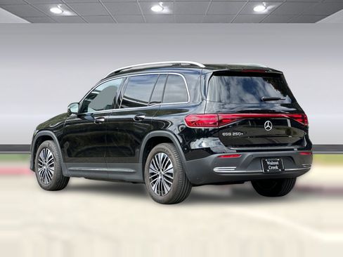 Used 2025 Mercedes-Benz EQB 250+ image 3