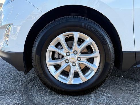 Used 2018 Chevrolet Equinox LS image 9