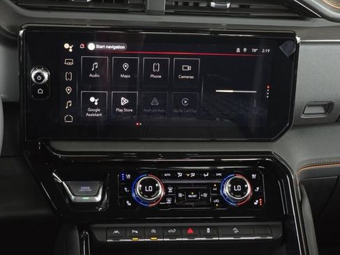 New 2026 GMC Sierra 1500 AT4 w/ AT4 Premium Package AWD/4WD image 12