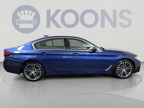 Used 2021 BMW 530i xDrive w/ Premium Package AWD/4WD image 12