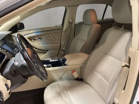 Used 2013 Ford Taurus SEL image 8