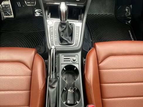 Used 2018 Volkswagen Golf Alltrack SEL image 16