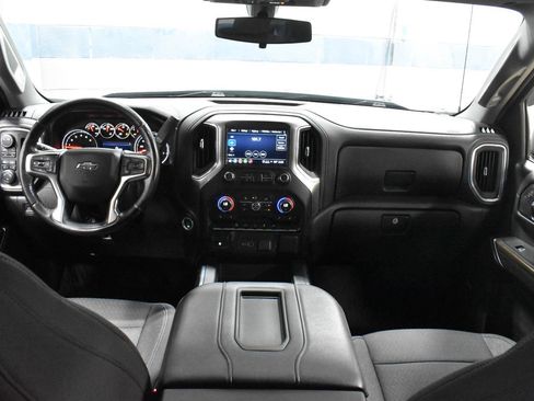 Used 2021 Chevrolet Silverado 1500 LT Trail Boss w/ Convenience Package II AWD/4WD image 5