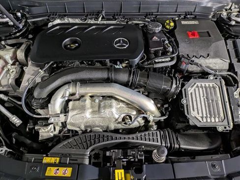 Certified 2025 Mercedes-Benz GLB 250 image 26