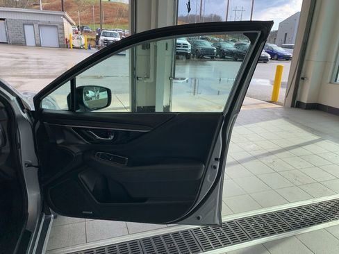 Used 2025 Subaru Legacy Limited w/ Popular Package #3 image 25