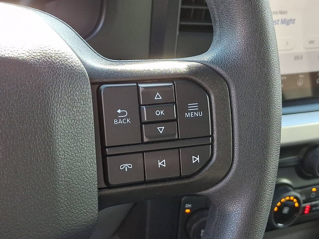 Used 2025 Ford F250 XLT w/ Black Appearance Package AWD/4WD image 22