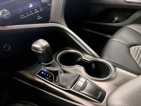 Used 2023 Toyota Camry SE w/ Protection Package (Q2) (TMS) FWD image 16