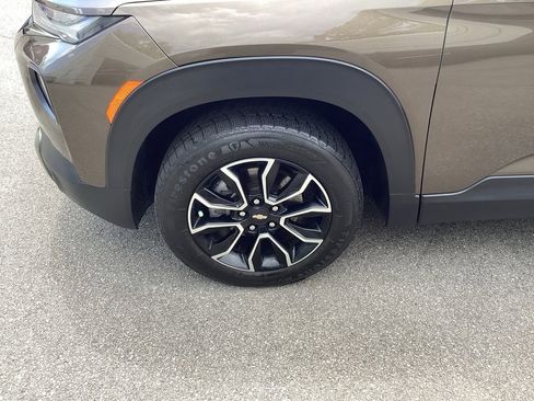 Used 2021 Chevrolet TrailBlazer ACTIV w/ Sun and Liftgate Package AWD/4WD image 28