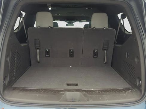 Used 2025 Chevrolet Suburban LS AWD/4WD image 22