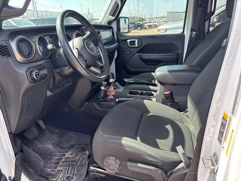 Used 2020 Jeep Gladiator Sport w/ Quick Order Package 24S AWD/4WD image 8