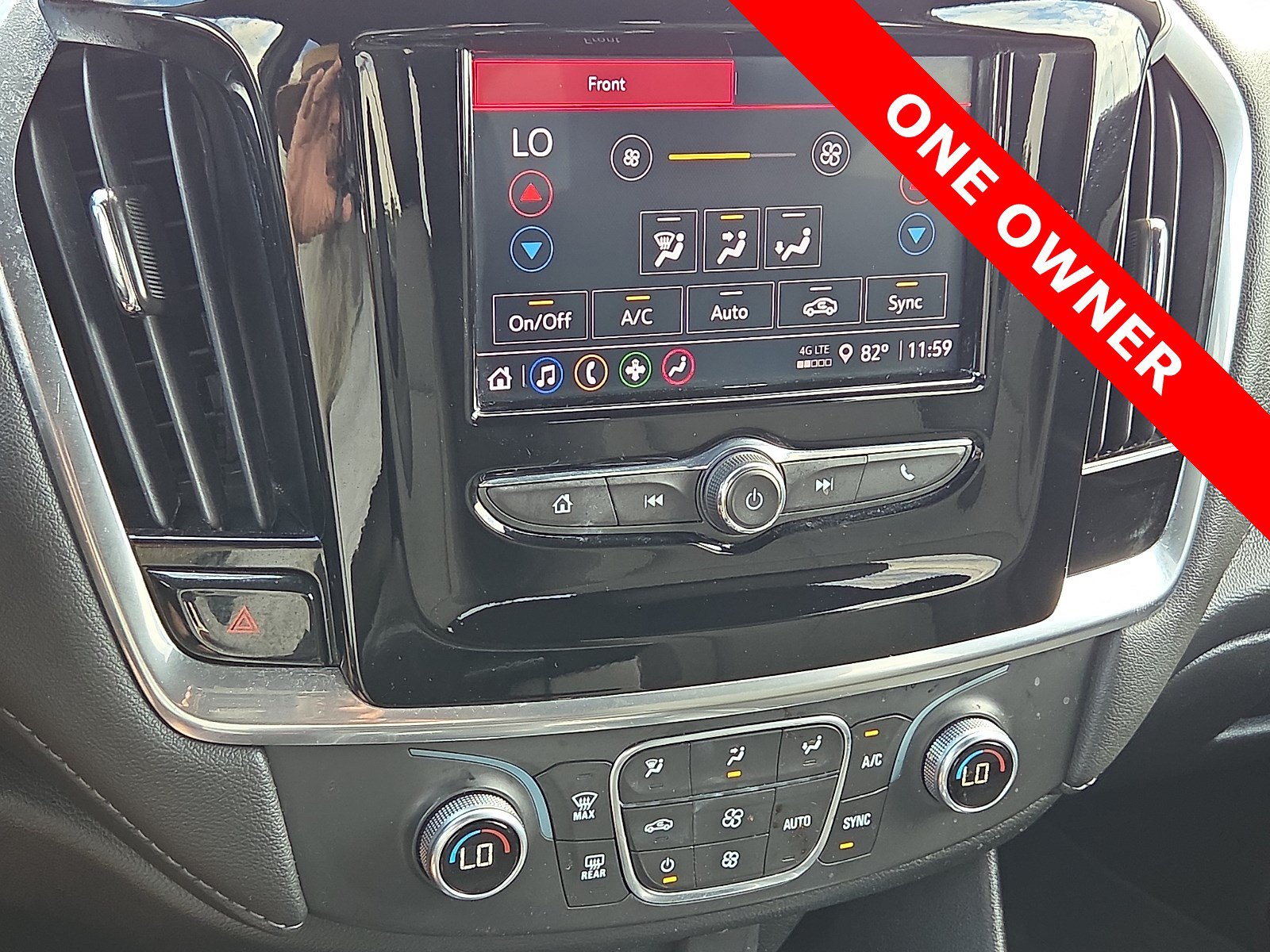 Used 2023 Chevrolet Traverse LT FWD image 21