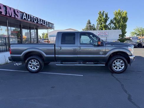 Used 2015 Ford F250 Lariat w/ Lariat Ultimate Package AWD/4WD image 2