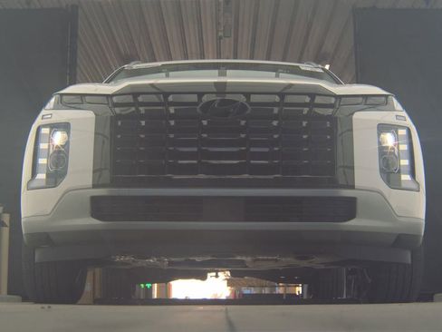 Used 2024 Hyundai Palisade SEL FWD image 4