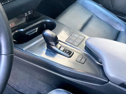 Used 2025 Lexus UX 300h AWD w/ Cold Area Package image 16