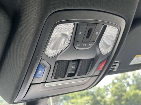 Used 2022 RAM 1500 Big Horn AWD/4WD image 40