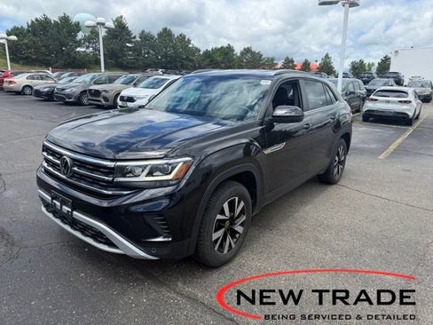 Used 2021 Volkswagen Atlas Cross Sport SE AWD/4WD image 1