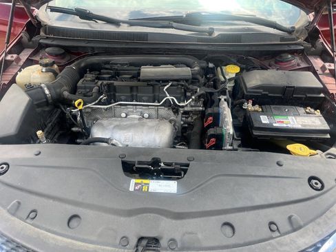 Used 2017 Chrysler 200 Limited Platinum FWD image 26