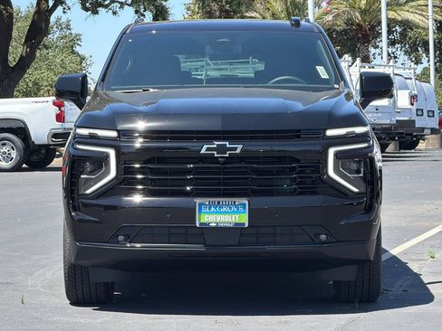 New 2026 Chevrolet Suburban RST w/ Comfort Package AWD/4WD image 8