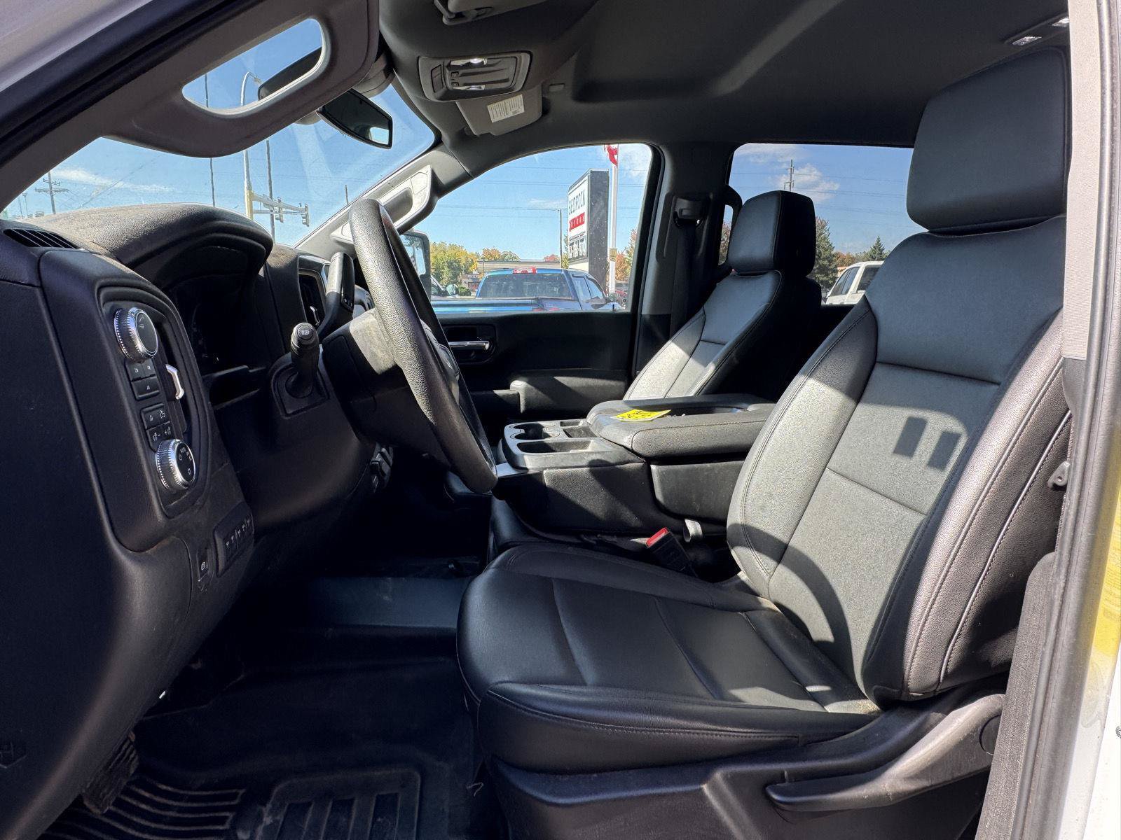 Used 2024 GMC Sierra 2500 Pro w/ Convenience Package AWD/4WD image 5