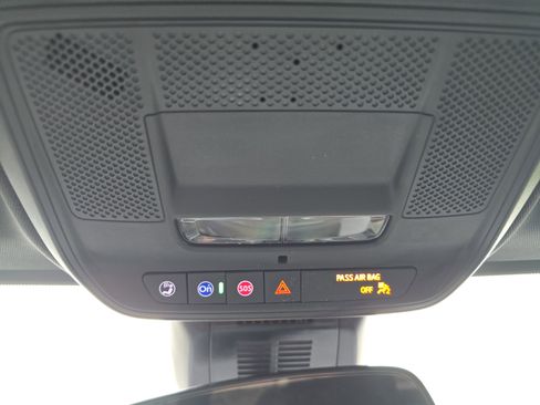 New 2026 GMC Terrain AT4 w/ LPO, Floor Liner Package image 33