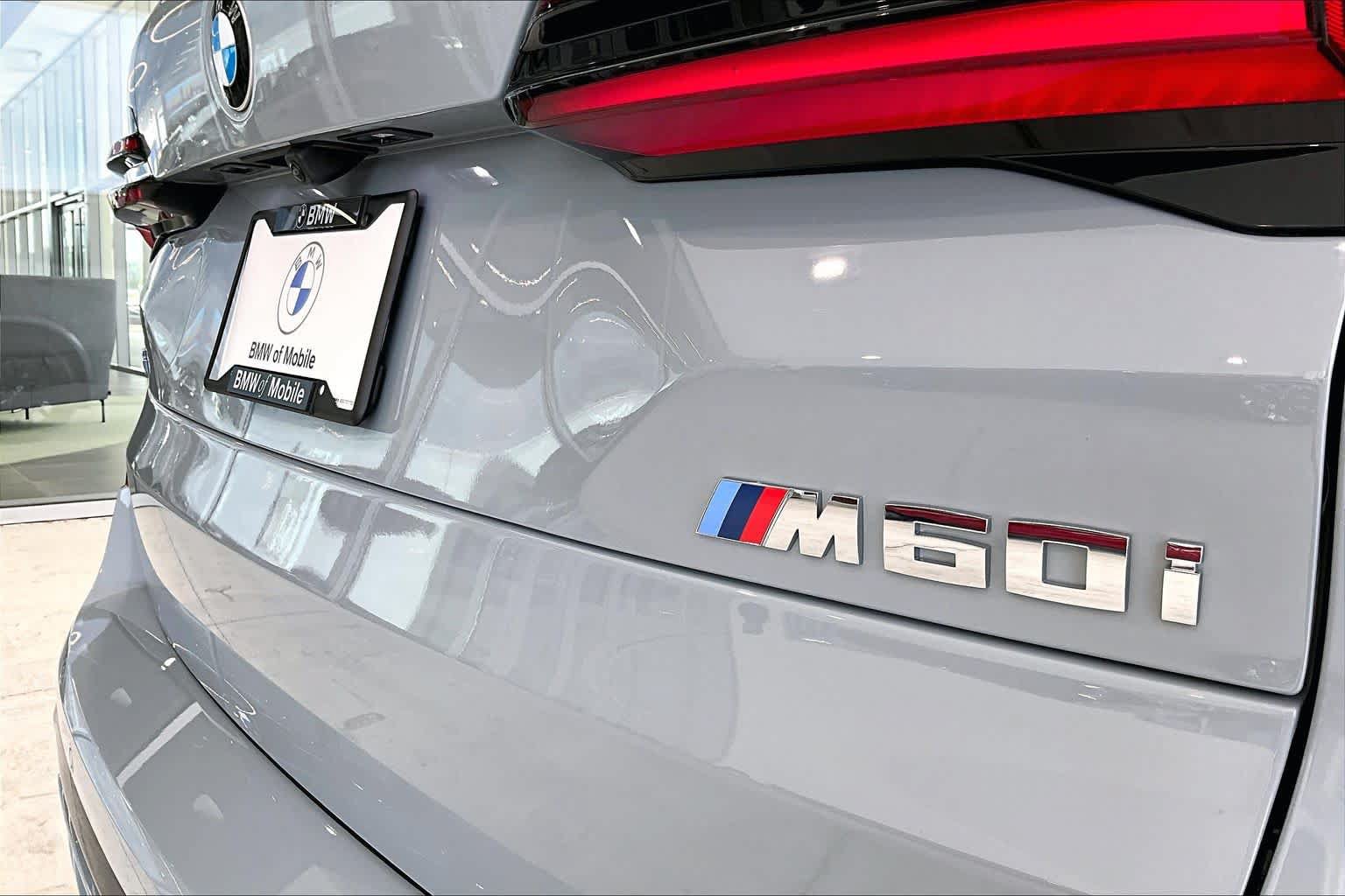 Used 2026 BMW X5 M60i AWD/4WD image 9