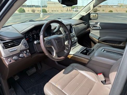 Used 2020 GMC Yukon Denali w/ Open Road Package image 11