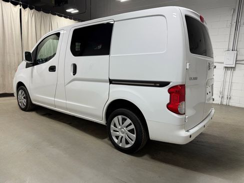Used 2021 Nissan NV200 SV w/ Sliding Door Glass Package image 5