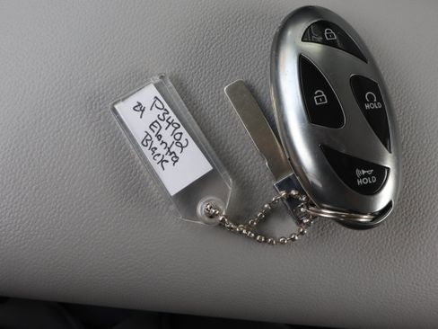 Used 2024 Hyundai Elantra Limited FWD image 31