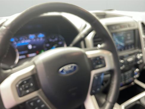 Used 2019 Ford F350 Lariat w/ Lariat Ultimate Package AWD/4WD image 16