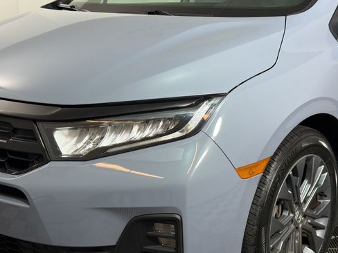 Used 2025 Honda Odyssey Touring image 10