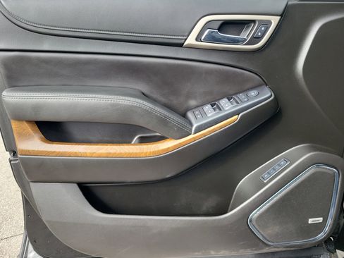 Used 2019 GMC Yukon XL Denali w/ Denali Ultimate Package RWD image 25