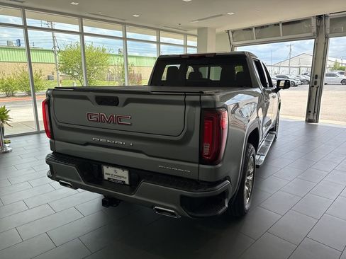 Used 2025 GMC Sierra 1500 Denali AWD/4WD image 7