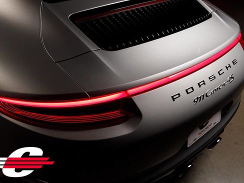 Used 2017 Porsche 911 Carrera 4S image 9