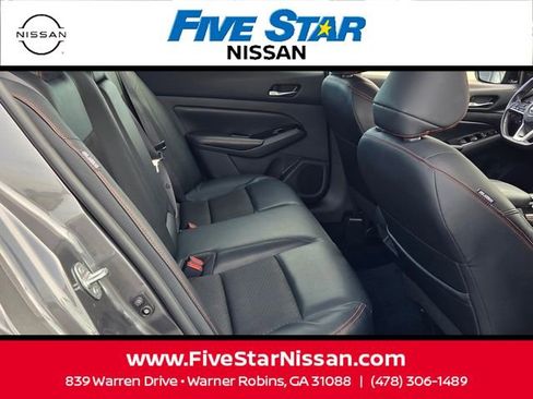 Used 2024 Nissan Altima 2.5 SR FWD image 15