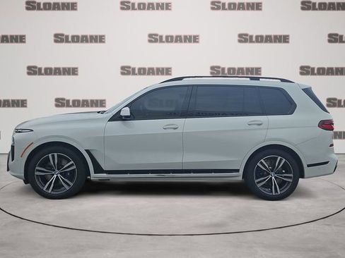 Used 2024 BMW X7 xDrive40i w/ Executive Package image 2