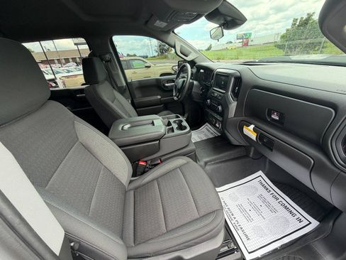 Used 2024 Chevrolet Silverado 1500 Custom Trail Boss AWD/4WD image 10