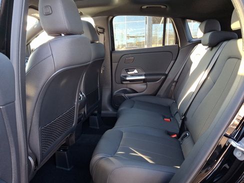 New 2025 Mercedes-Benz GLA 250 4MATIC image 10