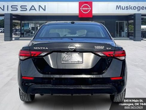 Used 2024 Nissan Sentra SV image 6